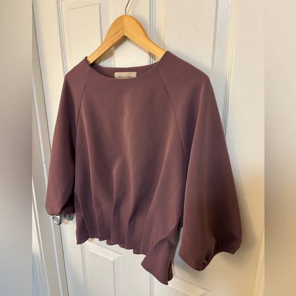 Mauve Pleated Hem Blouse 3/4 Puff Sleeve Structured Modern Minimalist Top - Picture 3 of 6